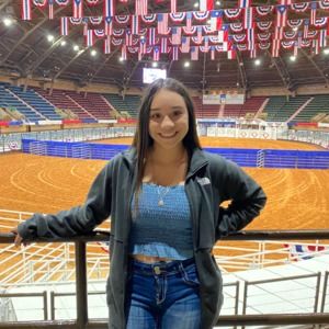 Meet your Posher, Jasmine